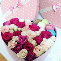 Цветы в коробке "Знакомство"